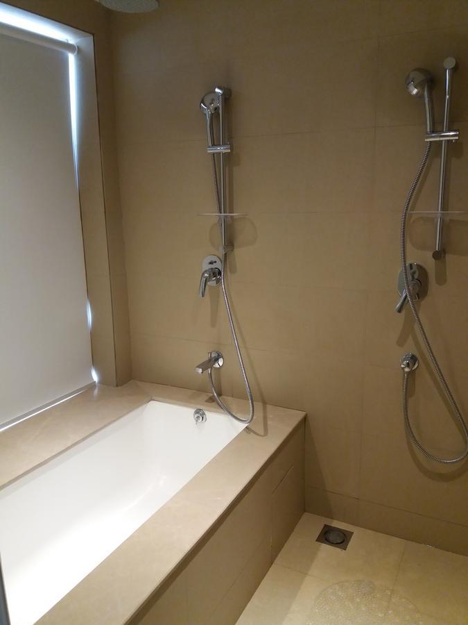 Oaks Bodhgaya Hotel Bagian luar foto